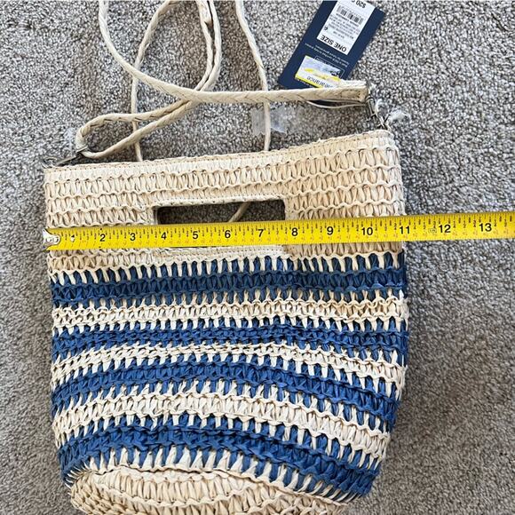 NWT Universal Thread Straw Purse Adjustable Over the Shoulder Strap Cream/Blue - Picture 8 of 10